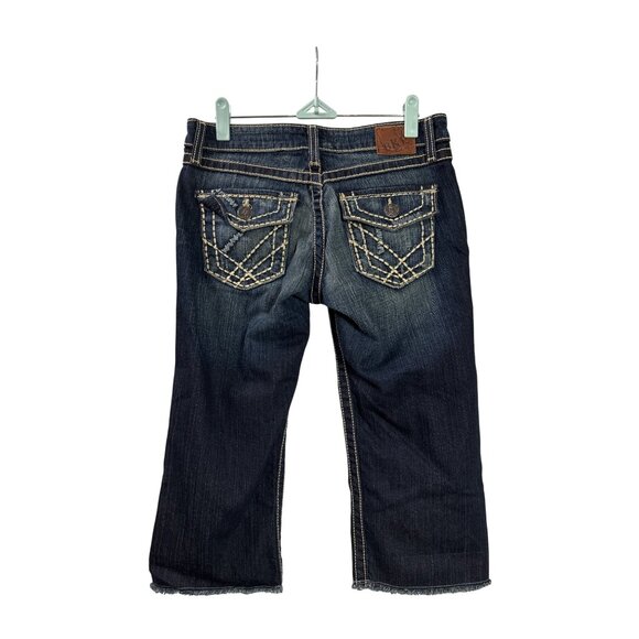 BKE Madison Distressed Denim Capri Jeans Size 27 Womens Mid Rise Blue Stretch Ra - Picture 2 of 5